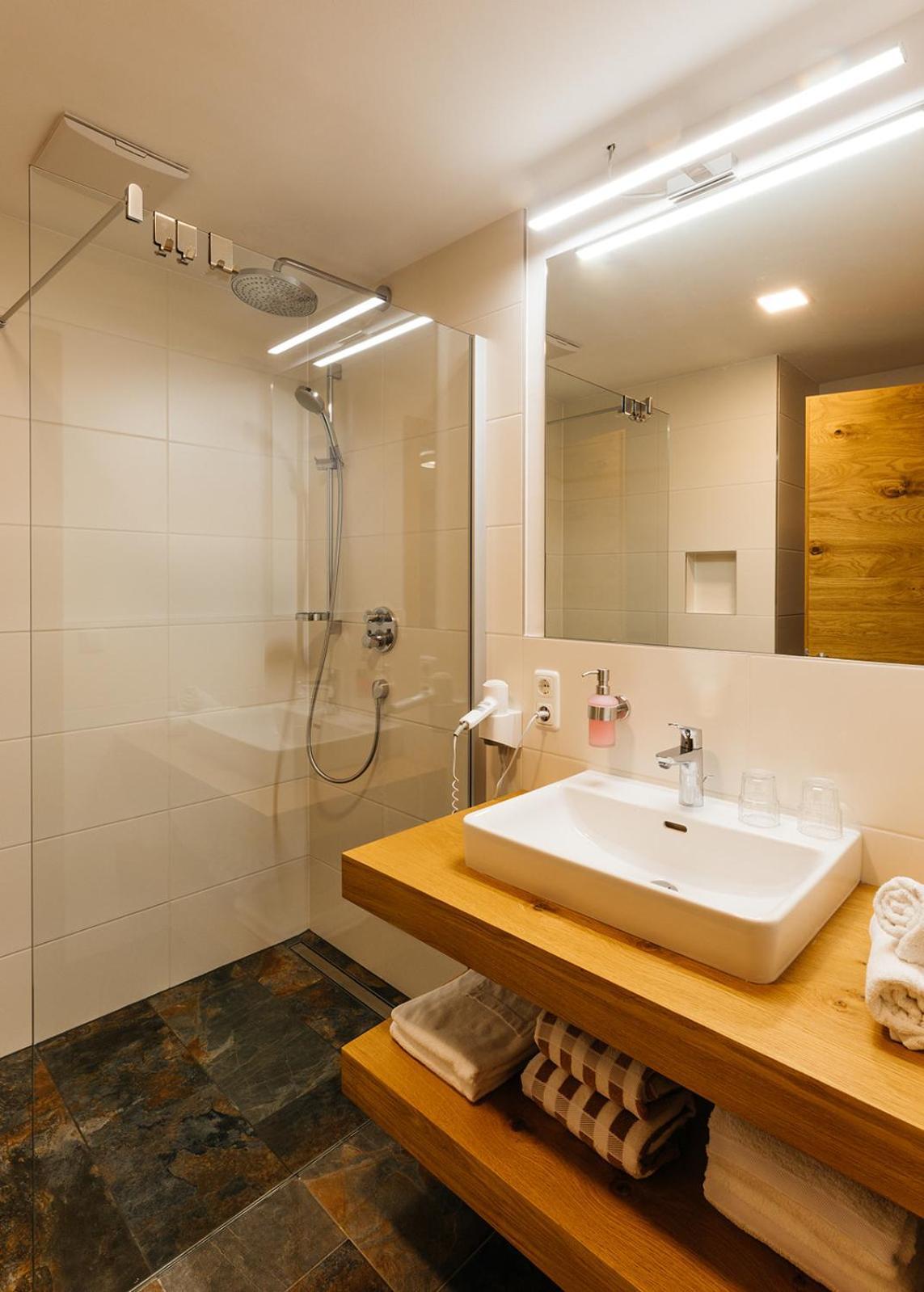 Appartements Gladbach Heiterwang Bilik gambar